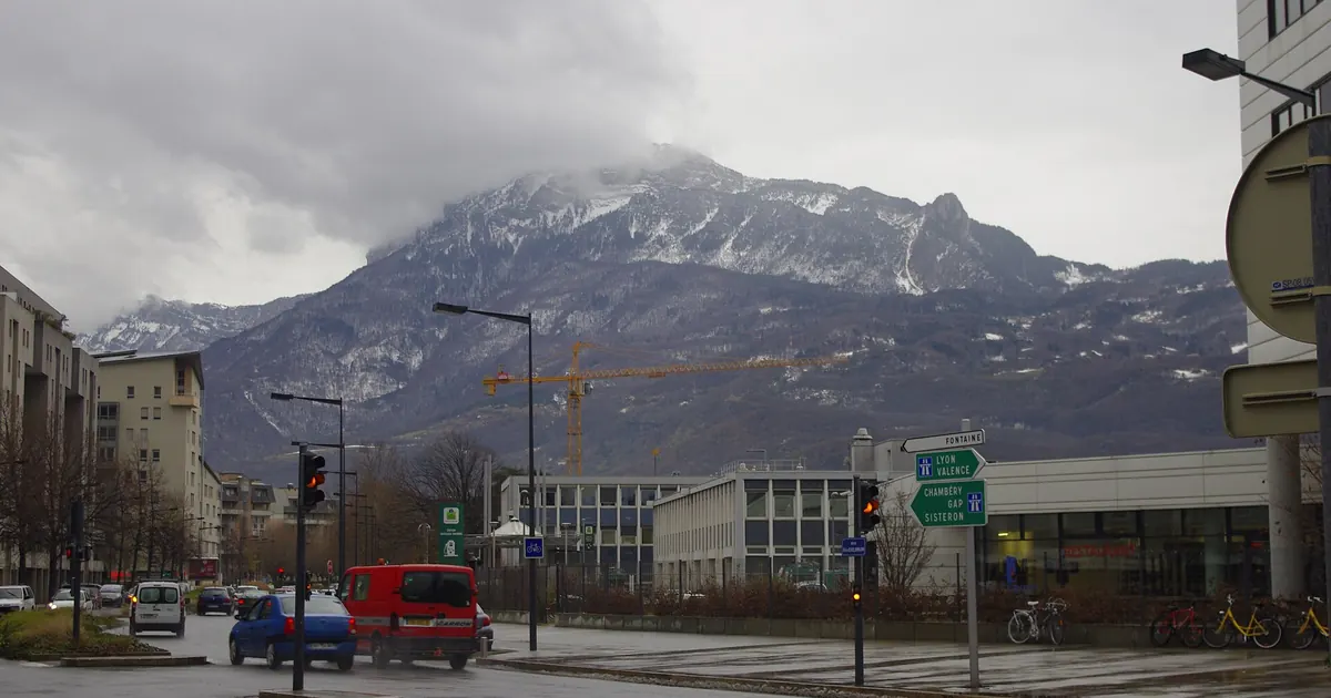 Risques et diagnostics obligatoires à Grenoble : comprendre et préparer son dossier — Grenoble